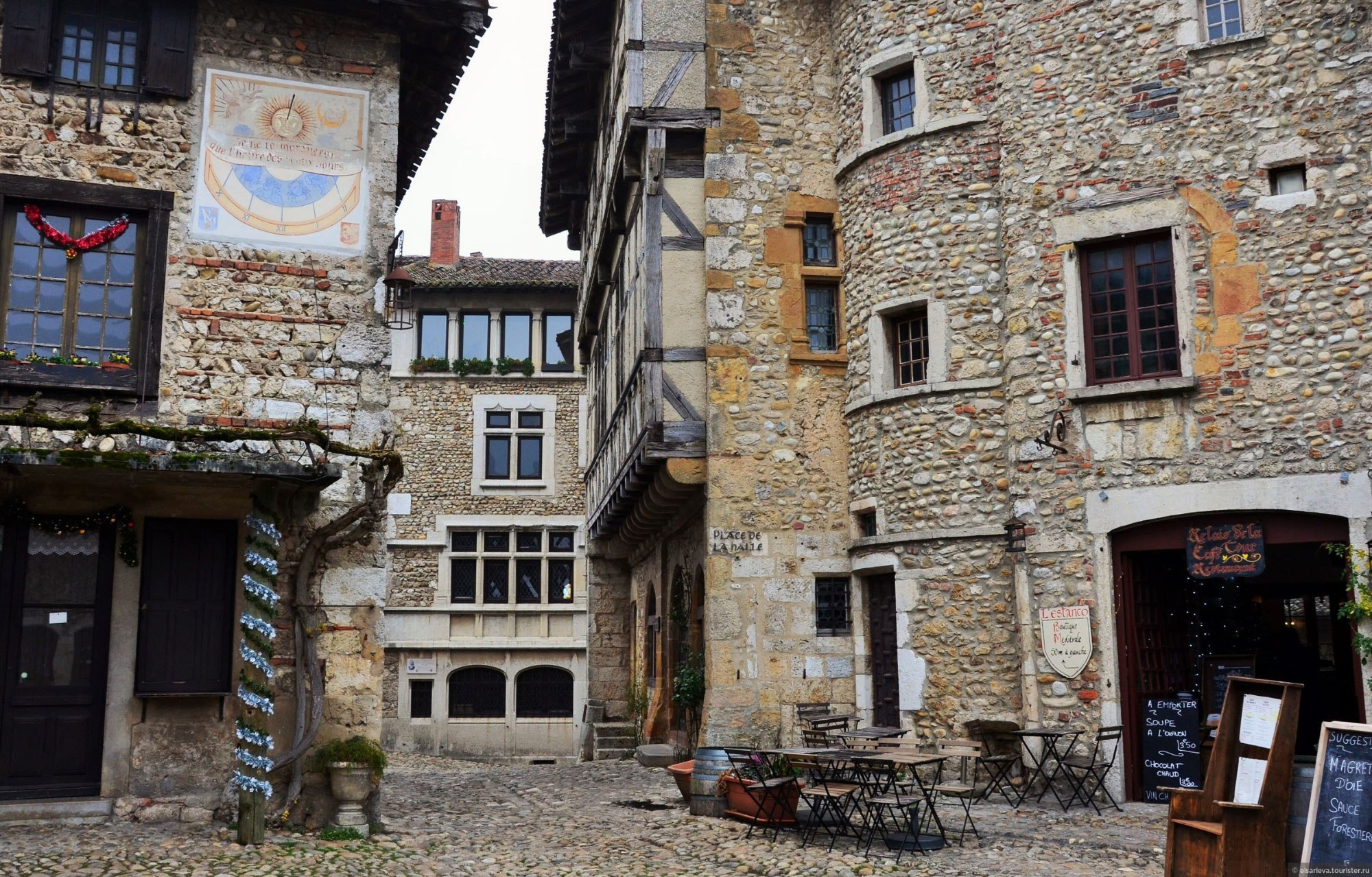 Perouges